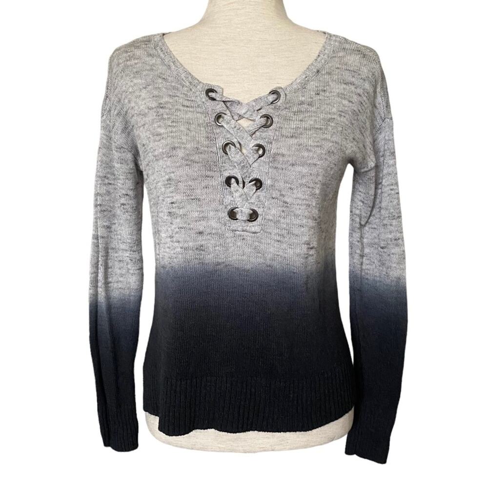 AMERICAN EAGLE Criss Cross Neck Lightweight Sweater Size XS Ombré Gray